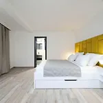 Boutique Cosmopolis 1 4*