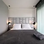 Boutique Cosmopolis 1 Bed and breakfast