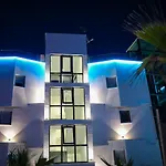 Boutique Cosmopolis 1 Bed and breakfast 4*