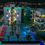Boutique Cosmopolis 1 Bed and breakfast
