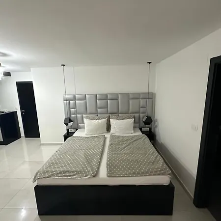 Bed & Breakfast Boutique Cosmopolis 1 Bibinje