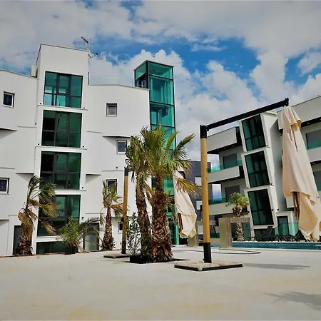Boutique Cosmopolis 1