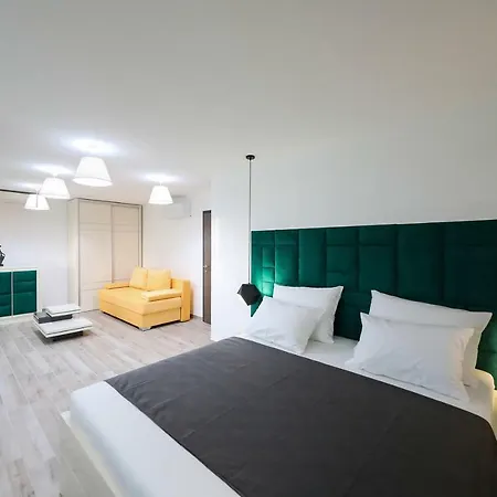 Boutique Cosmopolis 1 Couette-café