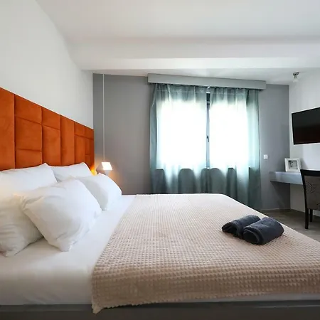 Boutique Cosmopolis 1 4*