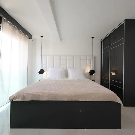 Boutique Cosmopolis 1 4*