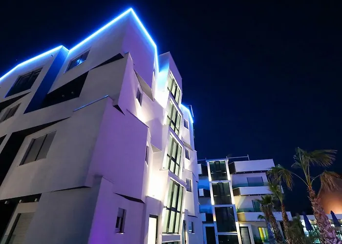 Boutique Cosmopolis 1