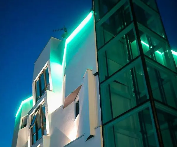 Boutique Cosmopolis 1 4*