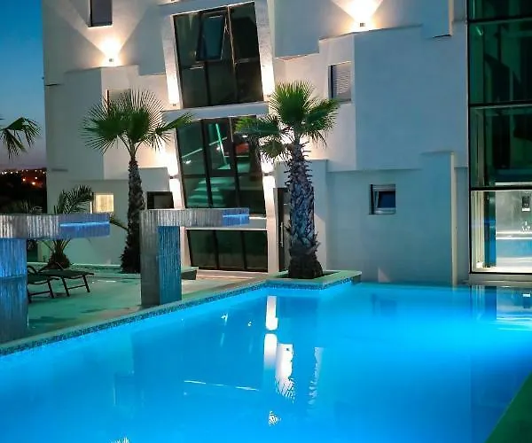 Boutique Cosmopolis 1 4* Bibinje