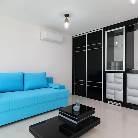 Boutique Cosmopolis 1 לינה וארוחת בוקר