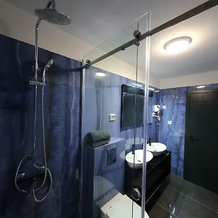 Boutique Cosmopolis 1 4*