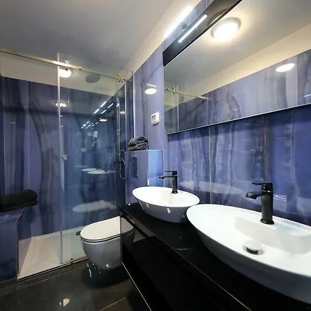 ベッド・アンド・ブレックファスト Boutique Cosmopolis 1