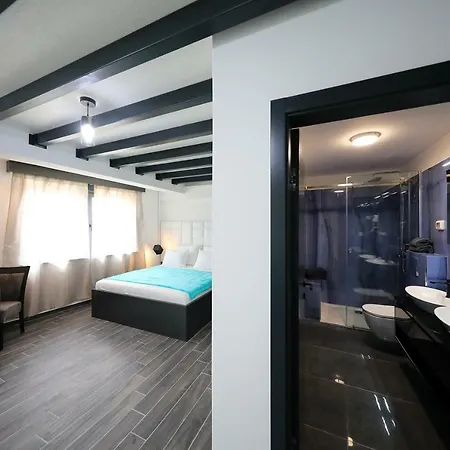 Boutique Cosmopolis 1 Alojamento de Acomodação e Pequeno-almoço Bibinje