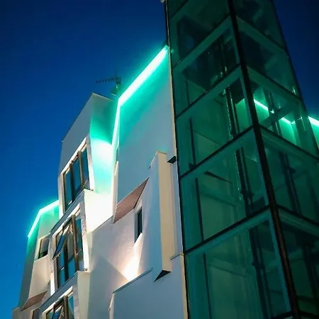 Boutique Cosmopolis 1 4*