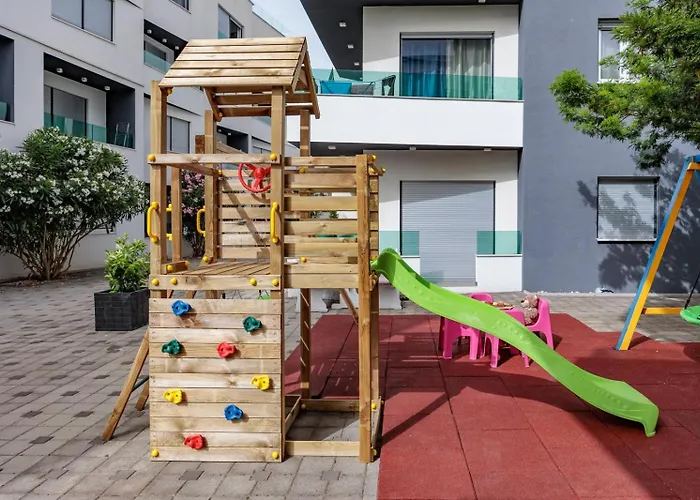 Boutique Cosmopolis 1 Отель типа 