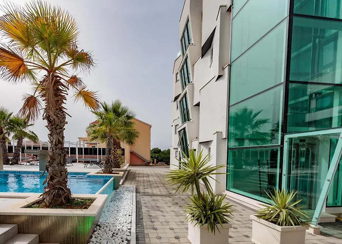 krevet i doručak Boutique Cosmopolis 1 4*